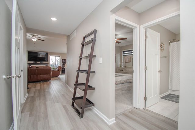 1110 Luther Drive, Adel, IA 50003