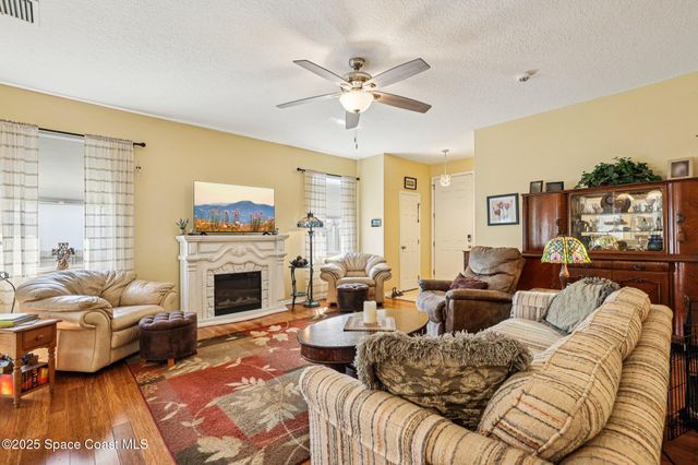 1265 Sandusky Street SE, Palm Bay, FL 32909