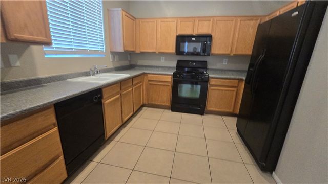 7564 Village Mist Lane, Las Vegas, NV 89113