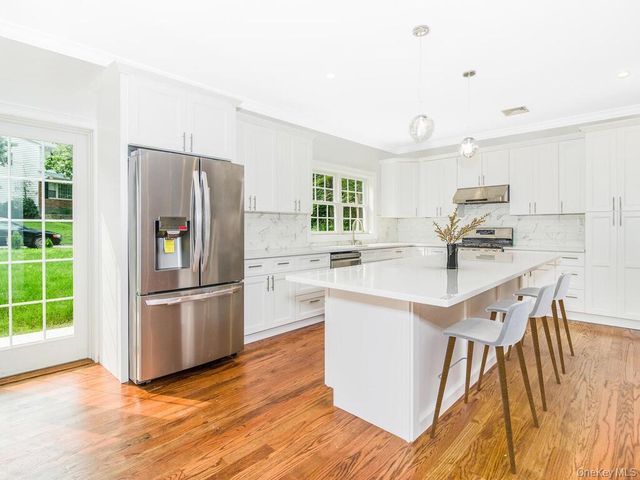 1 Kewanee Road, New Rochelle, NY 10804