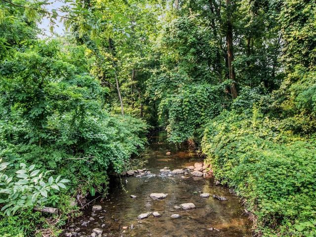 1 Kewanee Road, New Rochelle, NY 10804