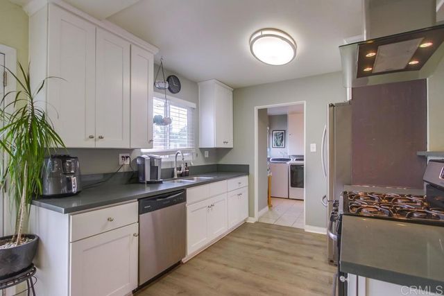 801 W 11th Avenue, Escondido, CA 92025