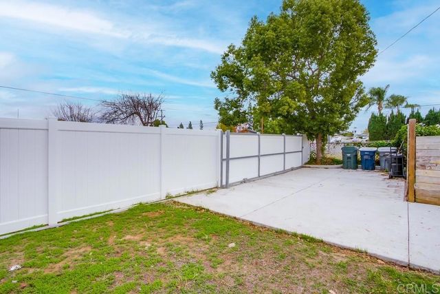 801 W 11th Avenue, Escondido, CA 92025