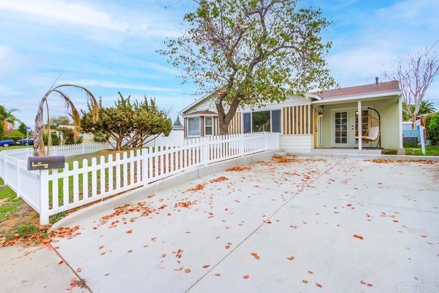 801 W 11th Avenue, Escondido, CA 92025