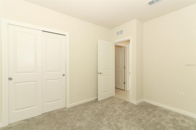 5345 ROYAL POINT AVENUE, Kissimmee, FL 34746