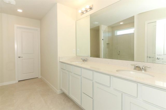 5345 ROYAL POINT AVENUE, Kissimmee, FL 34746