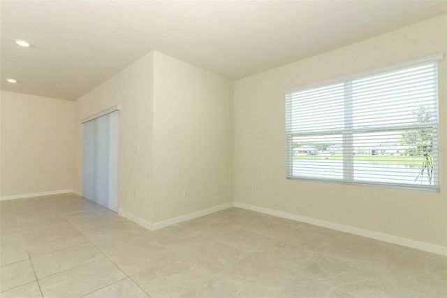 5345 ROYAL POINT AVENUE, Kissimmee, FL 34746