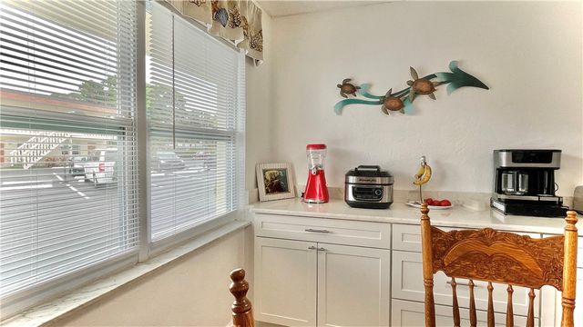923 22nd Place 106, Vero Beach, FL 32960