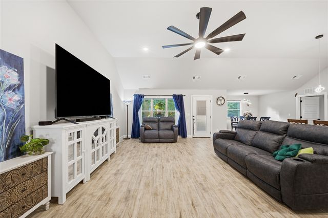 803 E Jacksonville Street, Broken Arrow, OK 74012