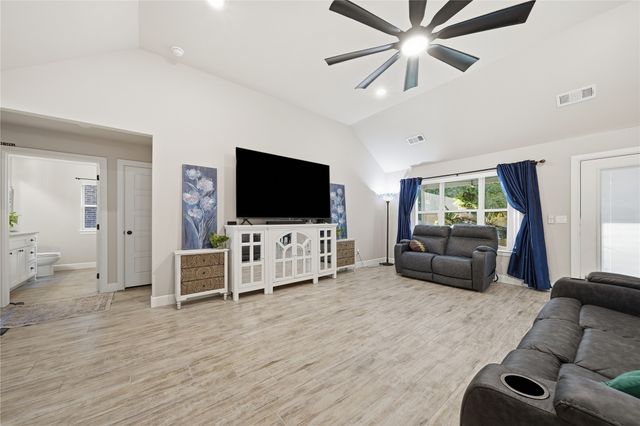 803 E Jacksonville Street, Broken Arrow, OK 74012