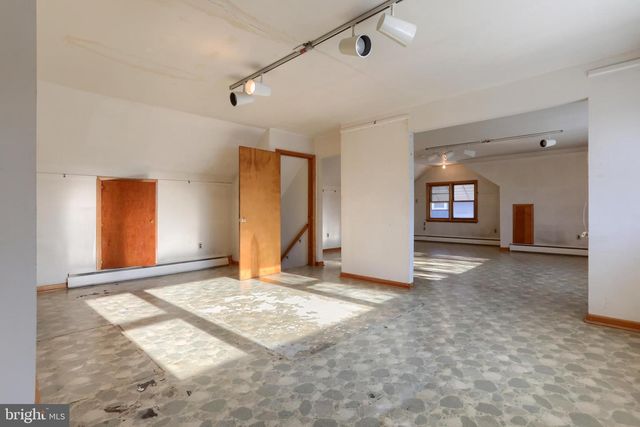 514 HOCKERSVILLE RD, Hershey, PA 17033