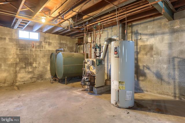 514 HOCKERSVILLE RD, Hershey, PA 17033