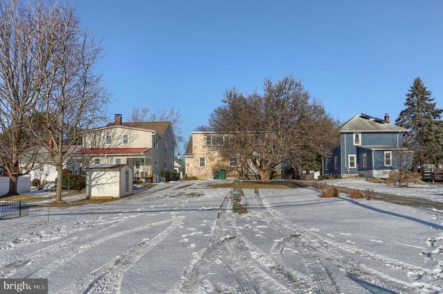 514 HOCKERSVILLE RD, Hershey, PA 17033