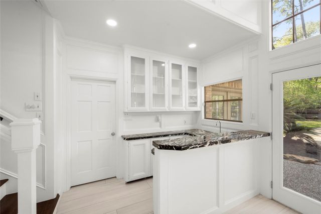 2103 Woodford Green Drive, Kingwood, TX 77339