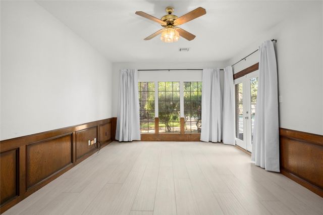2103 Woodford Green Drive, Kingwood, TX 77339