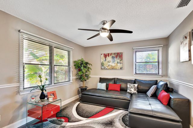 12870 La Rochelle Circle, Palm Beach Gardens, FL 33410