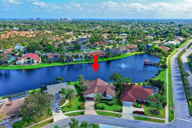12870 La Rochelle Circle, Palm Beach Gardens, FL 33410