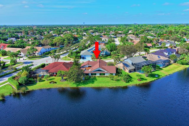 12870 La Rochelle Circle, Palm Beach Gardens, FL 33410