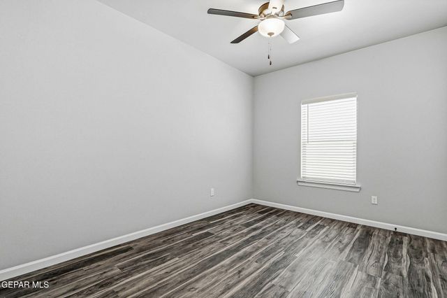 6070 ZINC HILL Street, Santa Teresa, NM 88008