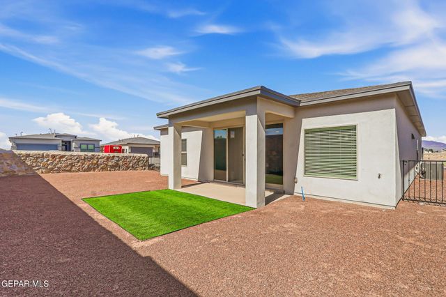 6070 ZINC HILL Street, Santa Teresa, NM 88008