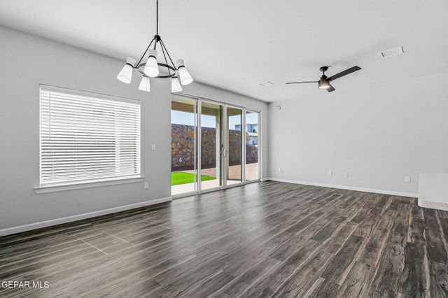 6070 ZINC HILL Street, Santa Teresa, NM 88008