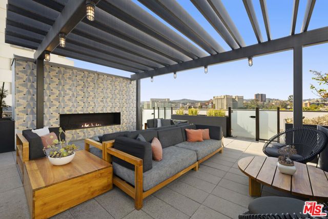 10777 Wilshire Boulevard 207, Los Angeles, CA 90024