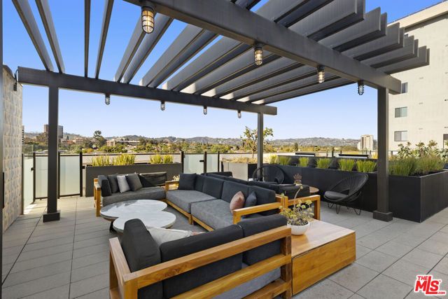 10777 Wilshire Boulevard 207, Los Angeles, CA 90024