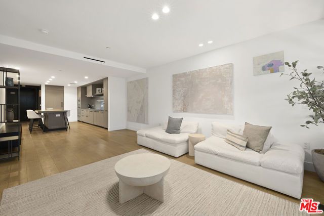 10777 Wilshire Boulevard 207, Los Angeles, CA 90024
