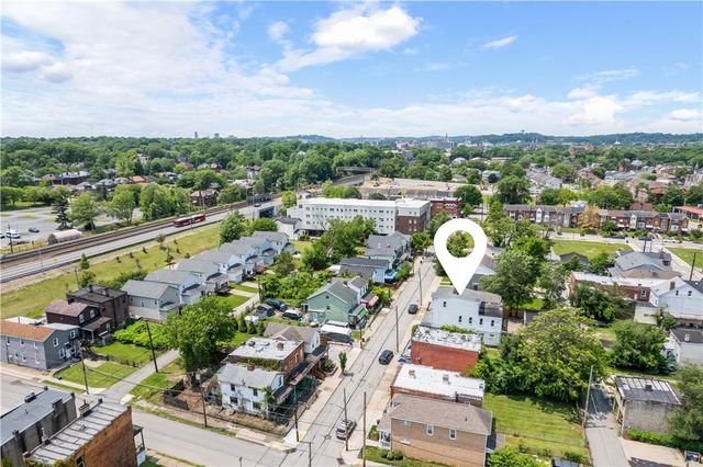 7231 Susquehanna St, Homewood Brushton, PA 15208