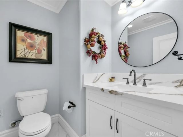 8045 Zuma, Huntington Beach, CA 92646