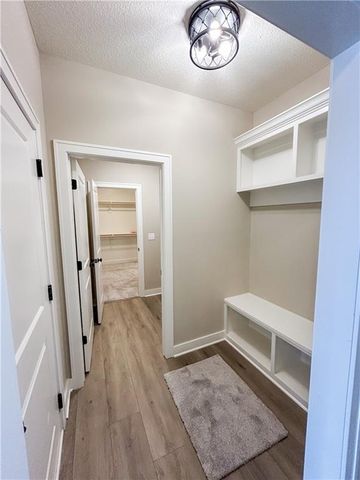 11800 E 231st Street, Peculiar, MO 64078