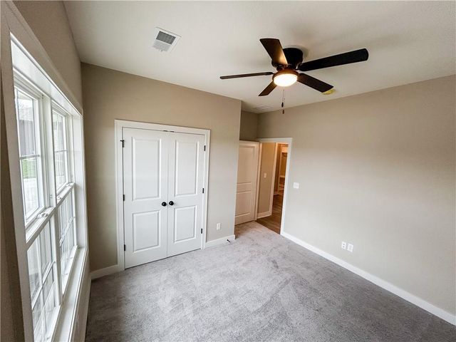 11800 E 231st Street, Peculiar, MO 64078