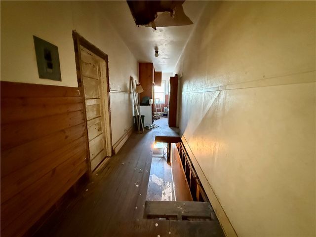 719 W Kleberg Ave, Kingsville, TX 78363