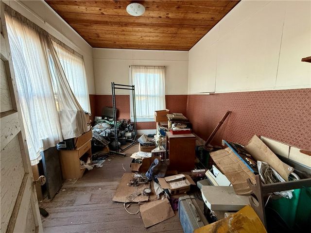 719 W Kleberg Ave, Kingsville, TX 78363