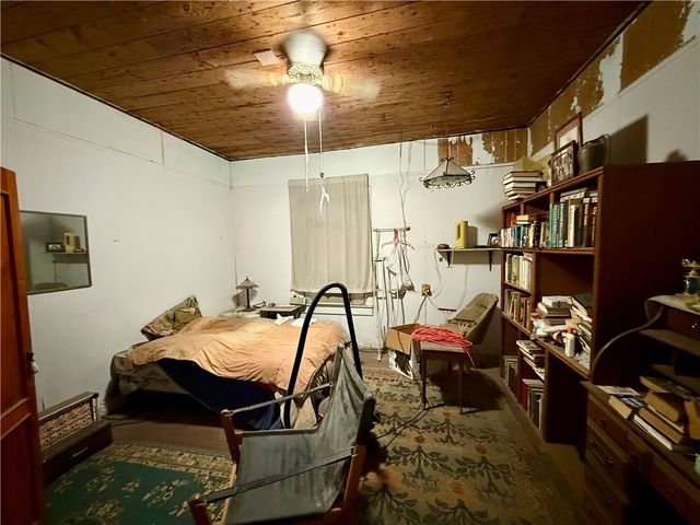 719 W Kleberg Ave, Kingsville, TX 78363