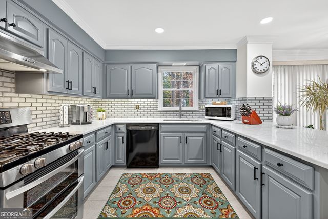 222 Mossy Place, Alpharetta, GA 30005