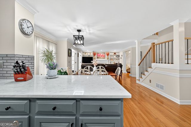 222 Mossy Place, Alpharetta, GA 30005