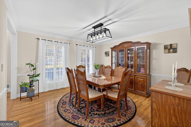 222 Mossy Place, Alpharetta, GA 30005