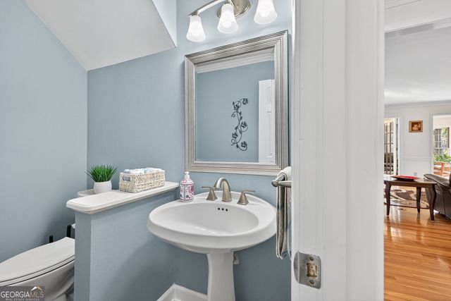 222 Mossy Place, Alpharetta, GA 30005