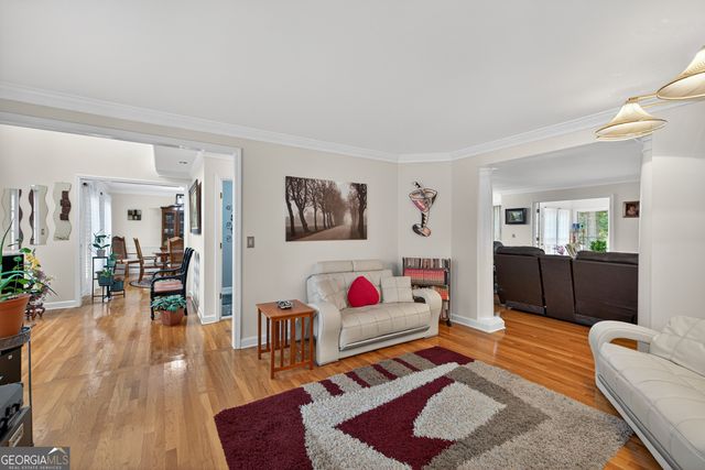 222 Mossy Place, Alpharetta, GA 30005