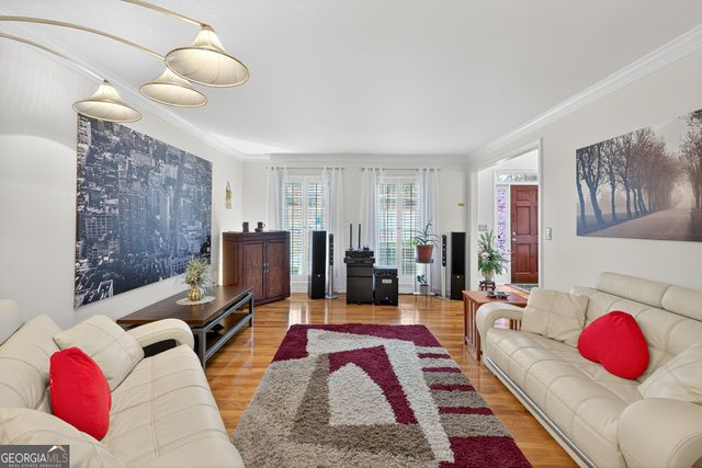 222 Mossy Place, Alpharetta, GA 30005