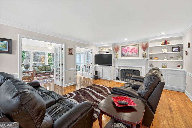 222 Mossy Place, Alpharetta, GA 30005