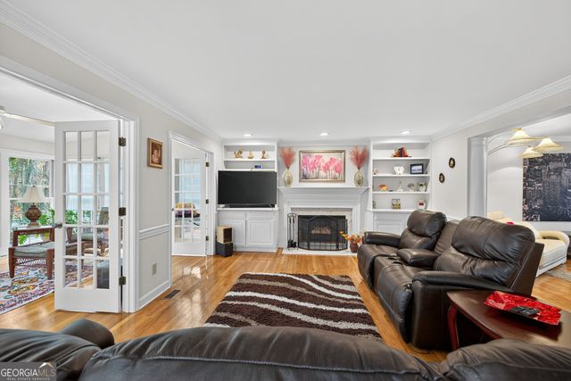 222 Mossy Place, Alpharetta, GA 30005