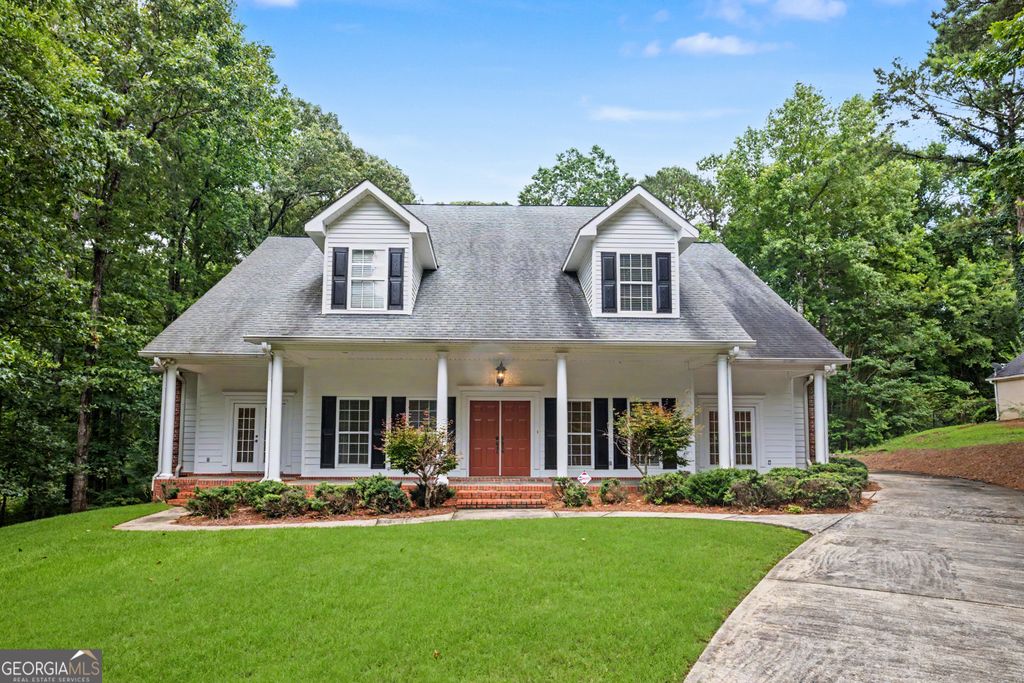 107 Cameron Pointe Drive, Lagrange, GA 30240