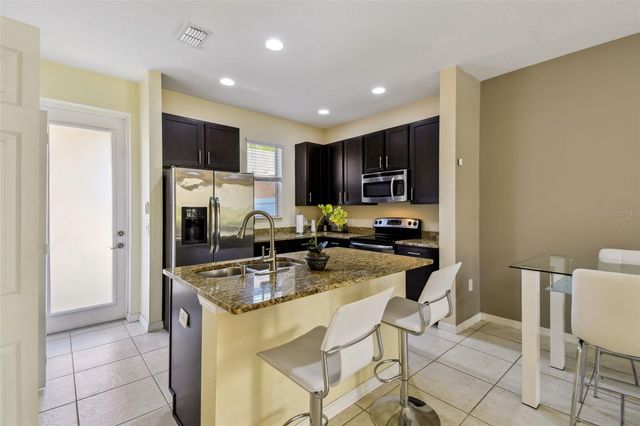 14090 AVENUE OF THE GROVES, Winter Garden, FL 34787