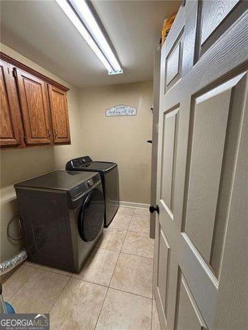 300 Shelli Lane, Roswell, GA 30075