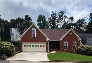 300 Shelli Lane, Roswell, GA 30075