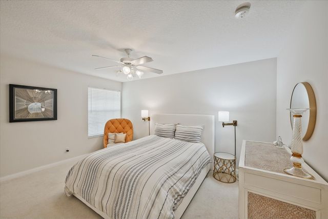 5063 Magnolia Bay Circle, Palm Beach Gardens, FL 33418