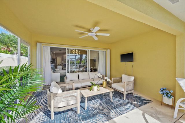 5063 Magnolia Bay Circle, Palm Beach Gardens, FL 33418