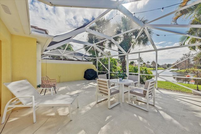 5063 Magnolia Bay Circle, Palm Beach Gardens, FL 33418